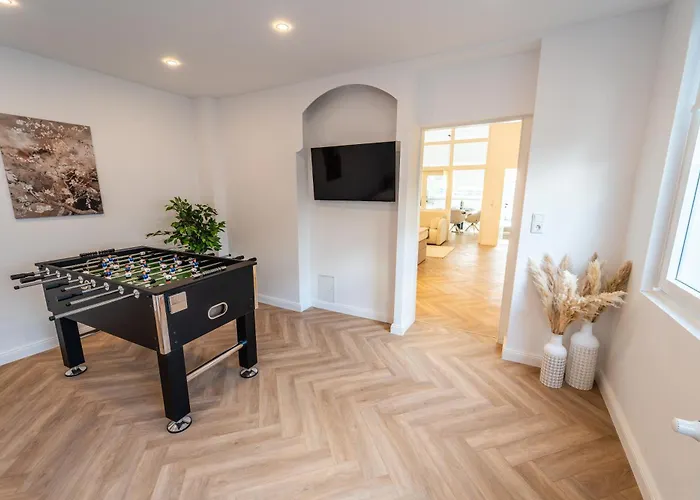 公寓 Am Tor - Zentral Im Viertel - Modern & Gross