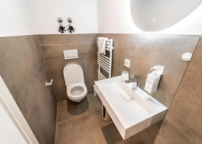 公寓 Am Tor - Zentral Im Viertel - Modern & Gross *